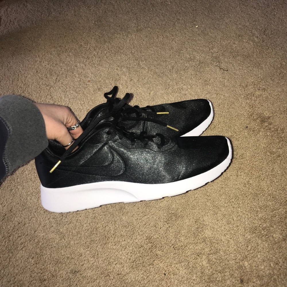 🌟NIKE RUNNING SHOES